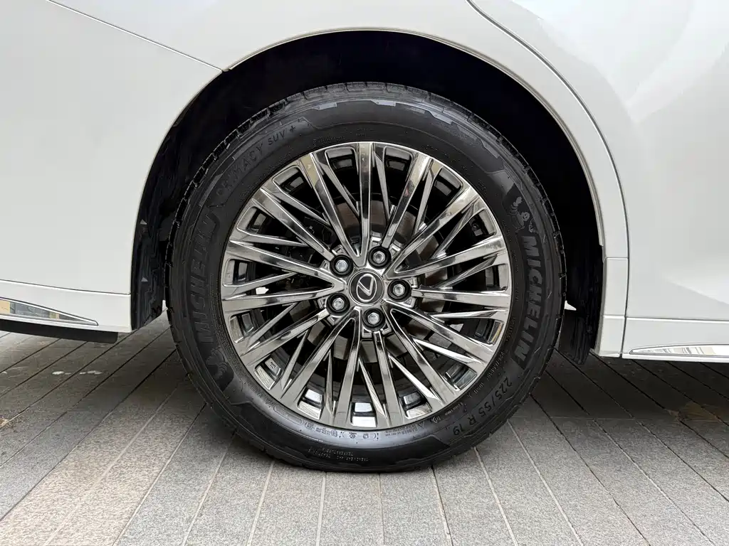 Lexus Lexus LM 300h Six-Seat Executive Edition 2025 2025 - thumbnail 21