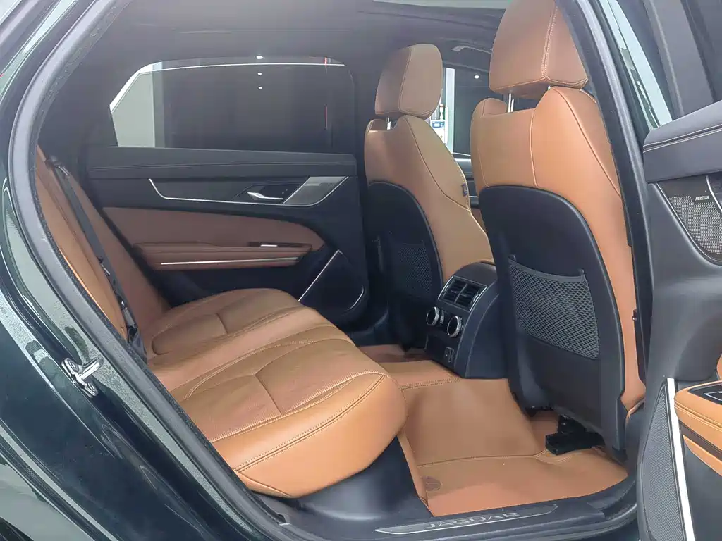 Jaguar Jaguar XFL 2022 XFL 2.0T P300 AWD Flagship Sport Edition 2022 - thumbnail 11