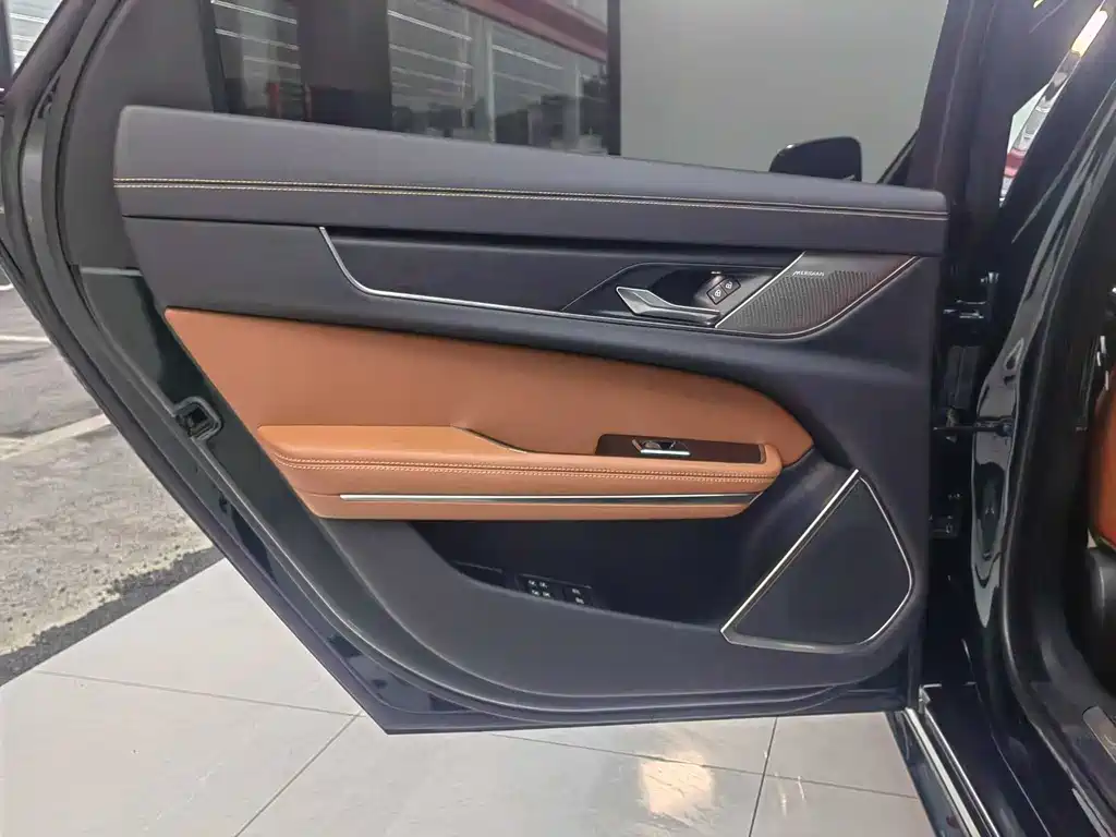 Jaguar Jaguar XFL 2022 XFL 2.0T P300 AWD Flagship Sport Edition 2022 - thumbnail 16
