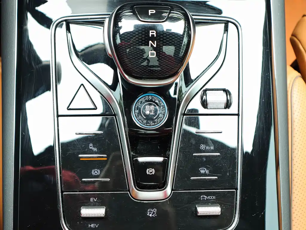 BYD BYD Tang NEV 2023 DM-i Champion Edition 112KM Premium Model 2023 - thumbnail 15
