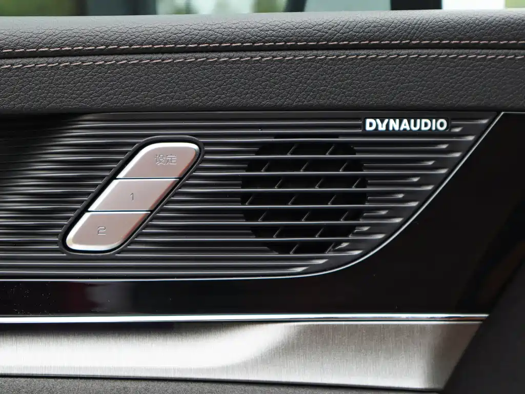 BYD BYD Tang NEV 2023 DM-i Champion Edition 112KM Premium Model 2023 - thumbnail 16
