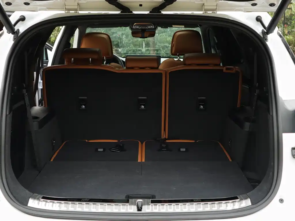 BYD BYD Tang NEV 2023 DM-i Champion Edition 112KM Premium Model 2023 - thumbnail 22