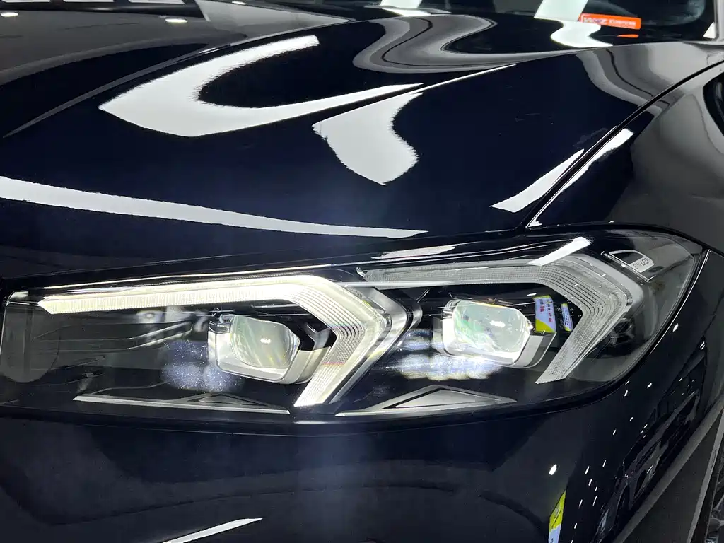 BMW BMW 3 Series 2023 325i M Sport Shadow Night Package 2023 - thumbnail 7