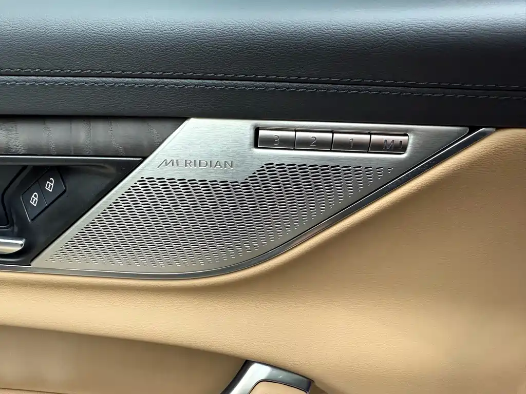 Jaguar Jaguar XFL 2024 2.0T P250 RWD Luxury Premium Edition 2025 - thumbnail 9