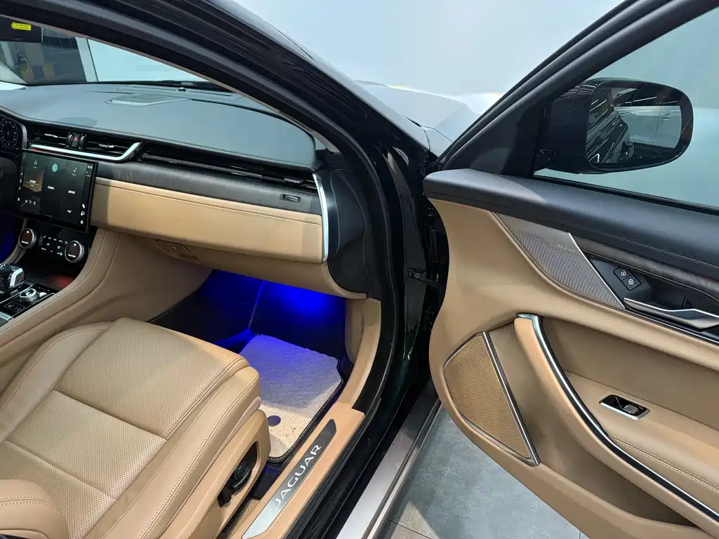Jaguar Jaguar XFL 2024 2.0T P250 RWD Luxury Premium Edition 2025 - thumbnail 10