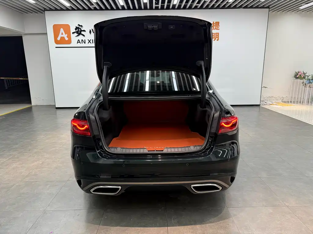 Jaguar Jaguar XFL 2024 2.0T P250 RWD Luxury Premium Edition 2025 - thumbnail 16