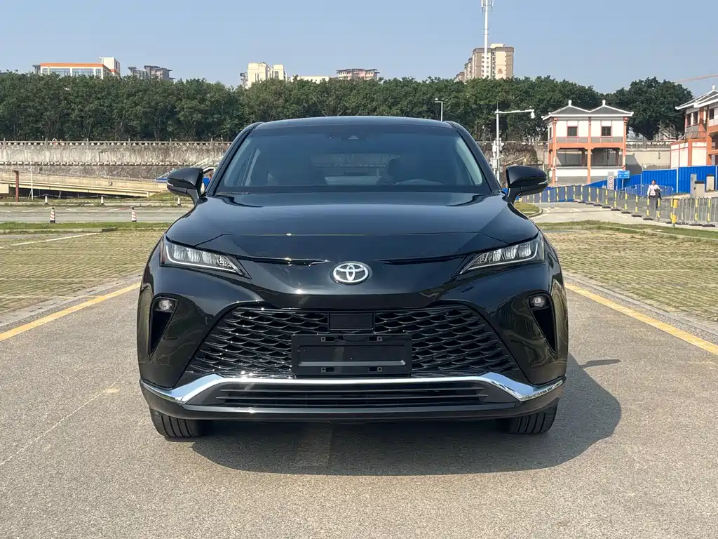 Toyota Venza 2022 2.0L CVT 2WD Luxury Edition 2023 - thumbnail 2