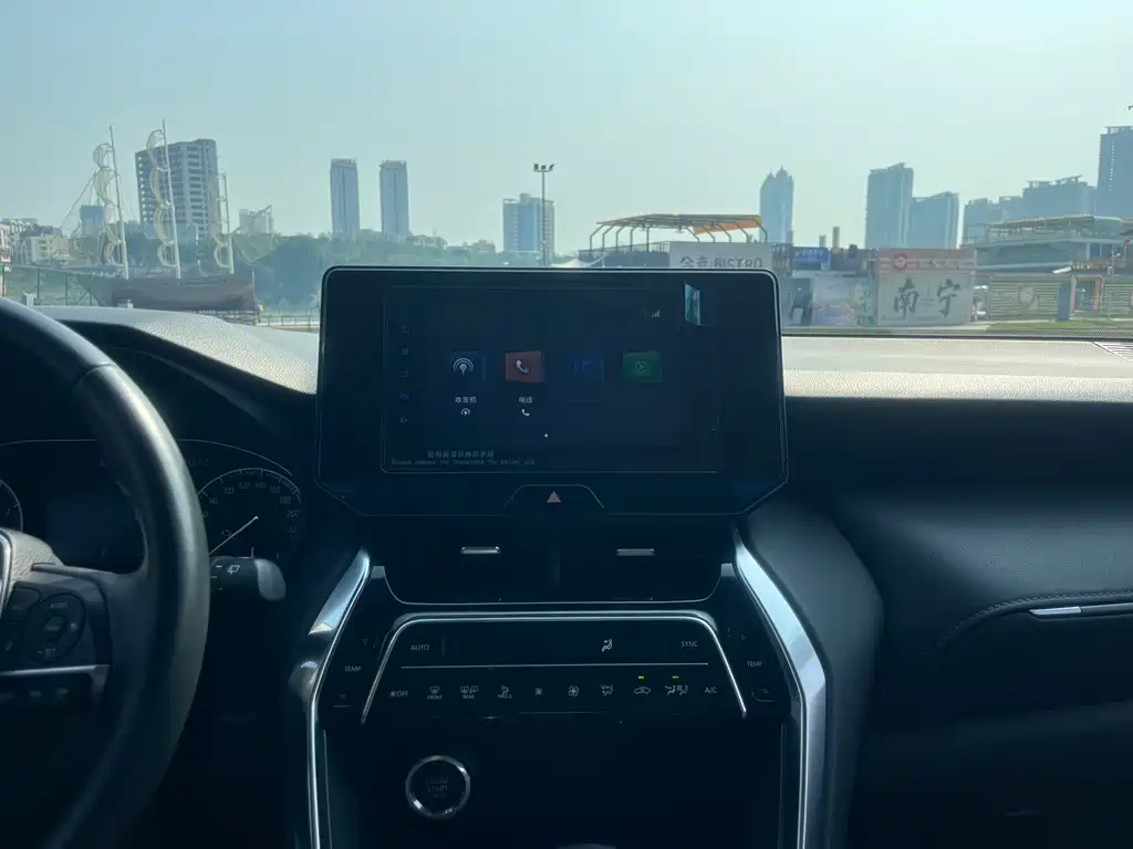 Toyota Venza 2022 2.0L CVT 2WD Luxury Edition 2023 - thumbnail 28
