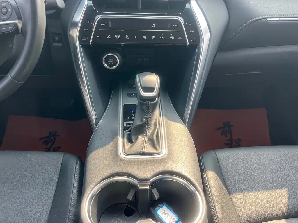 Toyota Venza 2022 2.0L CVT 2WD Luxury Edition 2023 - thumbnail 29