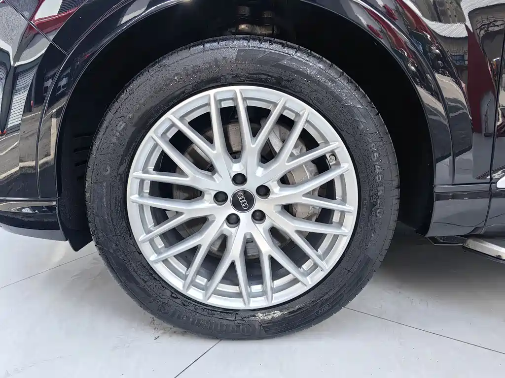 Audi Audi Q7 2019 45 TFSI S line Sport 2019 - thumbnail 6