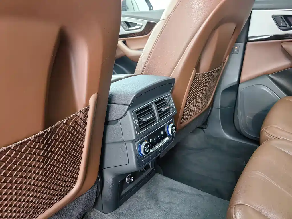 Audi Audi Q7 2019 45 TFSI S line Sport 2019 - thumbnail 13