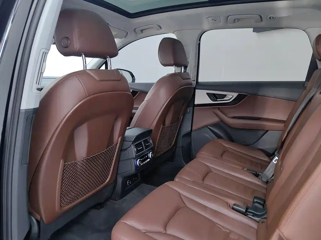 Audi Audi Q7 2019 45 TFSI S line Sport 2019 - thumbnail 14