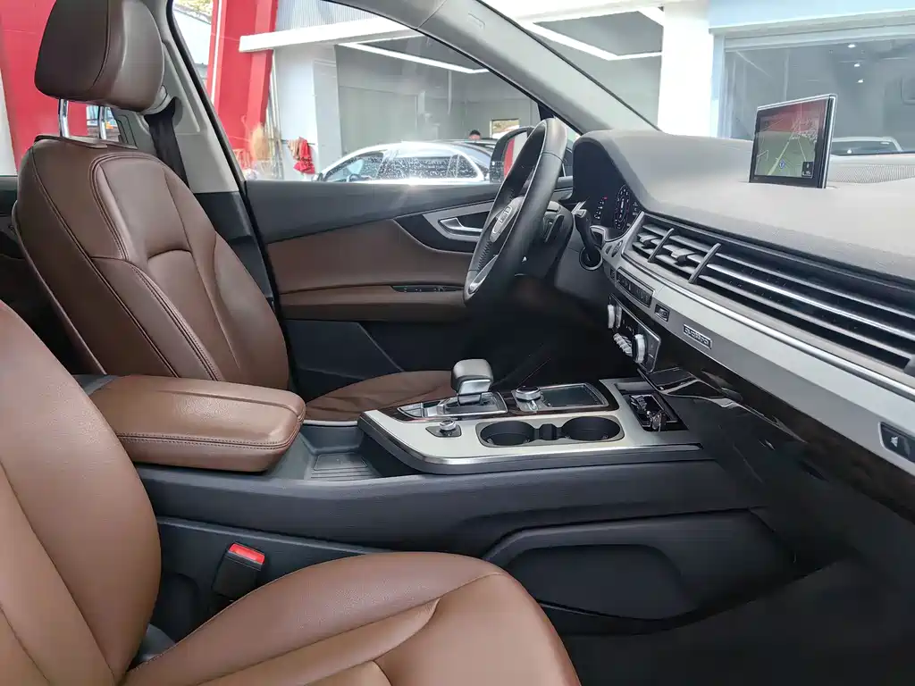 Audi Audi Q7 2019 45 TFSI S line Sport 2019 - thumbnail 22
