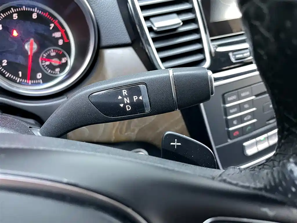 Mercedes-Benz Mercedes-Benz GLE 2018 GLE 320 4MATIC Luxury Edition 2018 - thumbnail 10