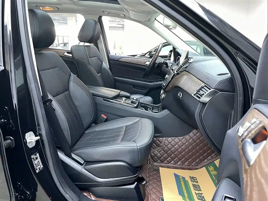 Mercedes-Benz Mercedes-Benz GLE 2018 GLE 320 4MATIC Luxury Edition 2018 - thumbnail 17