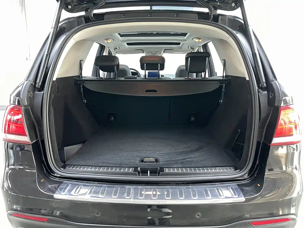 Mercedes-Benz Mercedes-Benz GLE 2018 GLE 320 4MATIC Luxury Edition 2018 - thumbnail 28