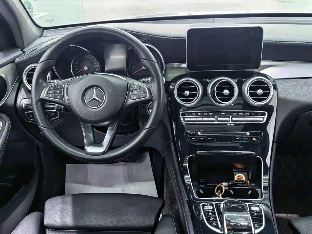 Mercedes-Benz Mercedes-Benz GLC 2018 GLC 200 4MATIC 2018 - thumbnail 13