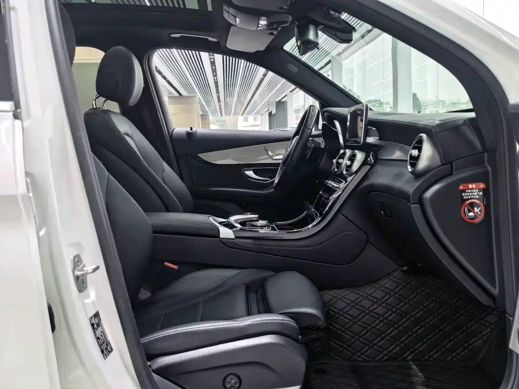 Mercedes-Benz Mercedes-Benz GLC 2018 GLC 200 4MATIC 2018 - thumbnail 14