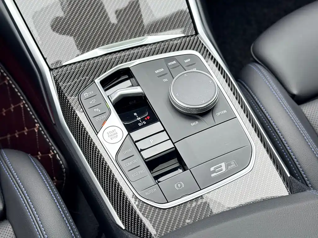 BMW BMW 3 Series 2025 330Li 50th Anniversary Limited Edition 2025 - thumbnail 18