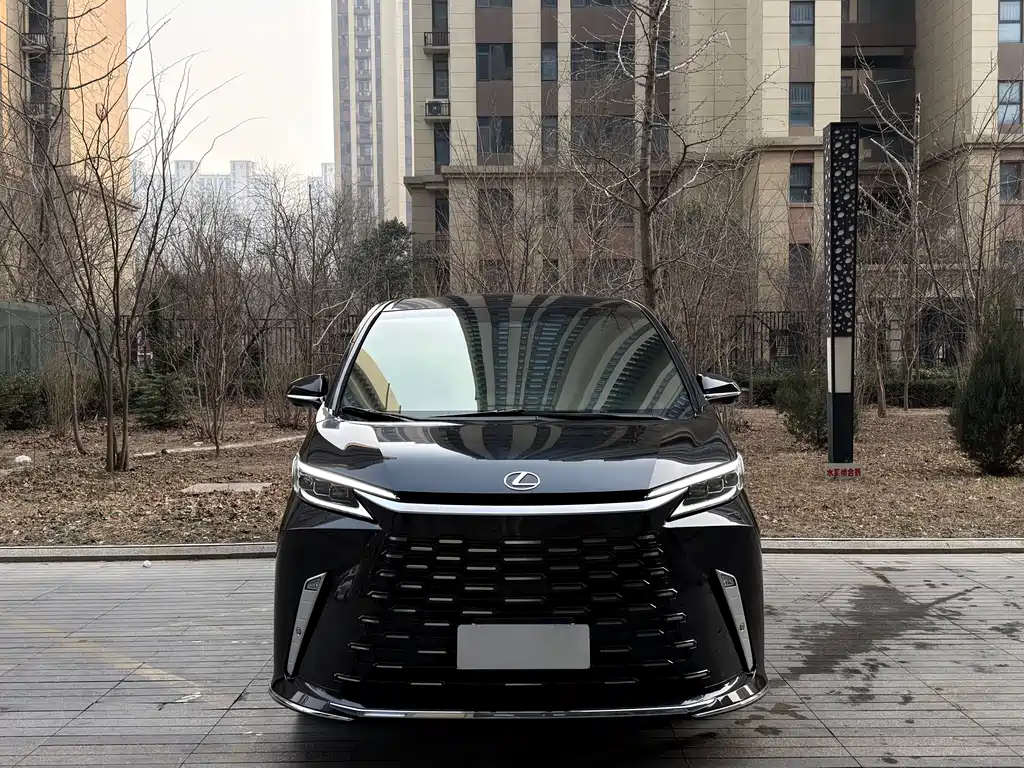 Lexus Lexus LM 350h 7-seater Elegant Edition 2023 2025 - thumbnail 3