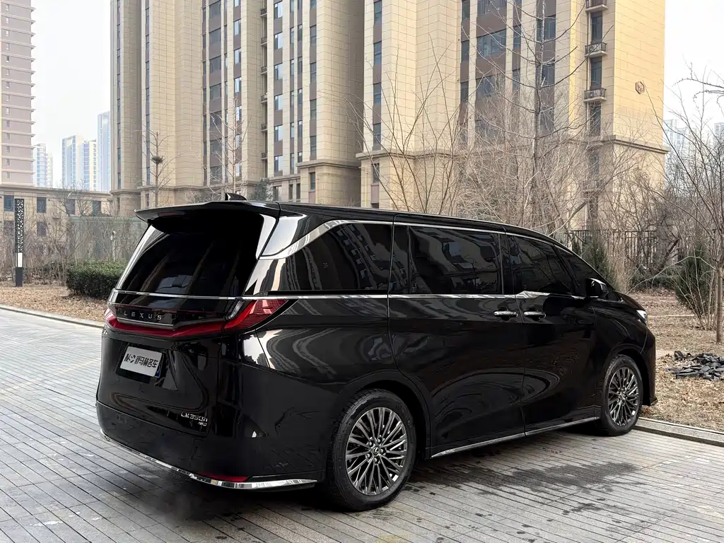 Lexus Lexus LM 350h 7-seater Elegant Edition 2023 2025 - thumbnail 5