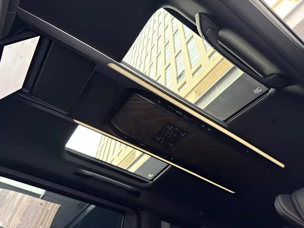 Lexus Lexus LM 350h 7-seater Elegant Edition 2023 2025 - thumbnail 16