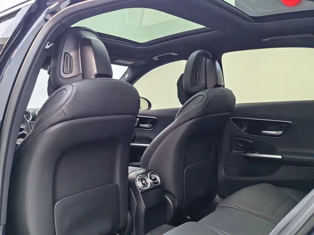 Mercedes-Benz Mercedes-Benz C-Class 2024 C 260 L Sport Edition 2024 - thumbnail 13