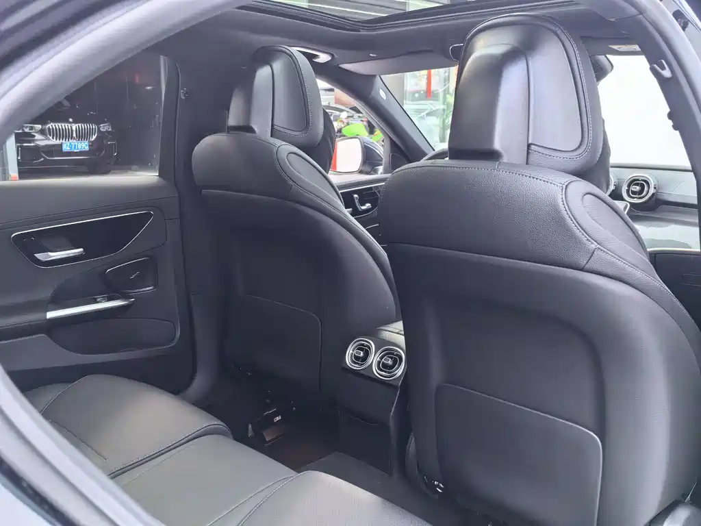 Mercedes-Benz Mercedes-Benz C-Class 2024 C 260 L Sport Edition 2024 - thumbnail 21