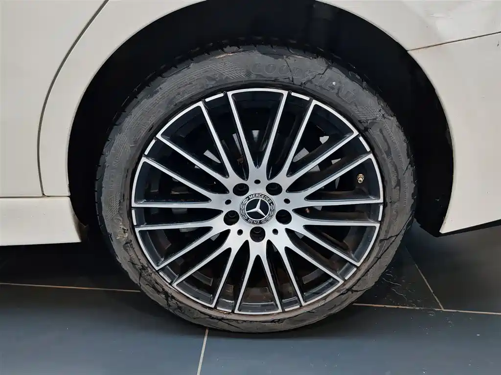Mercedes-Benz Mercedes-Benz C-Class 2023 C 260 L Sport Edition 2023 - thumbnail 8
