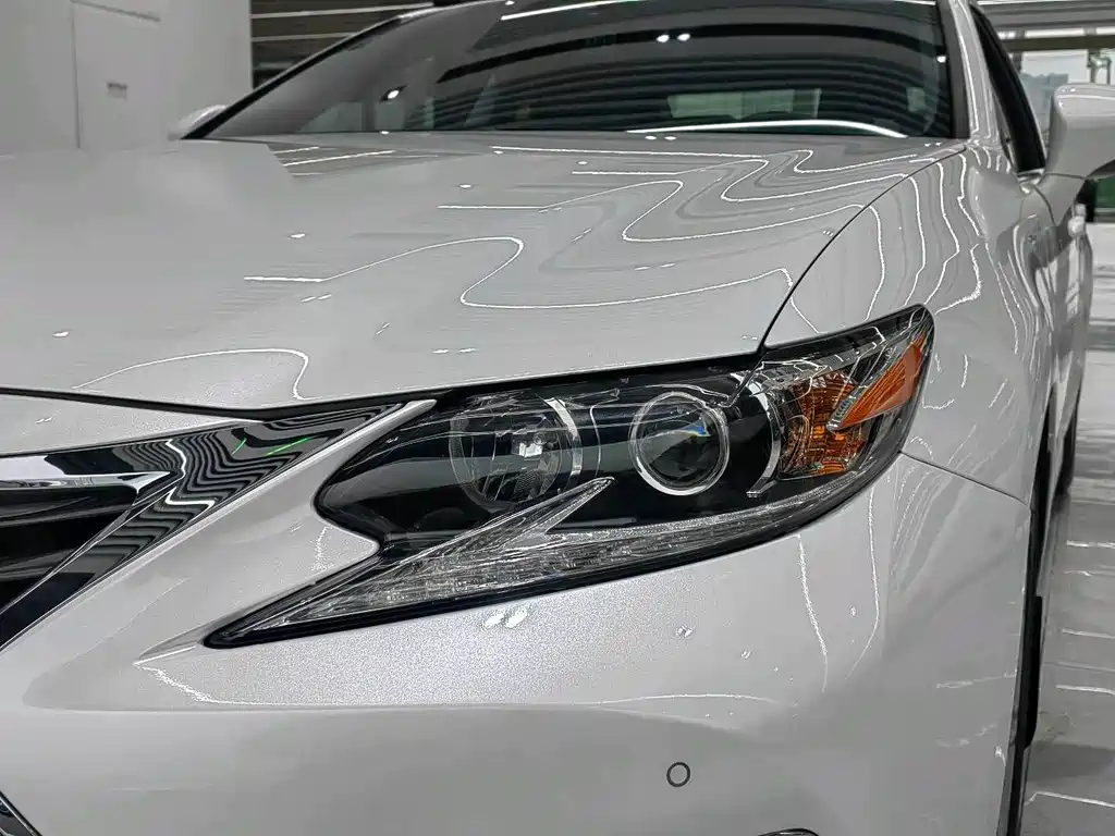 Lexus Lexus ES 2015 ES 200 Luxury 2016 - thumbnail 5