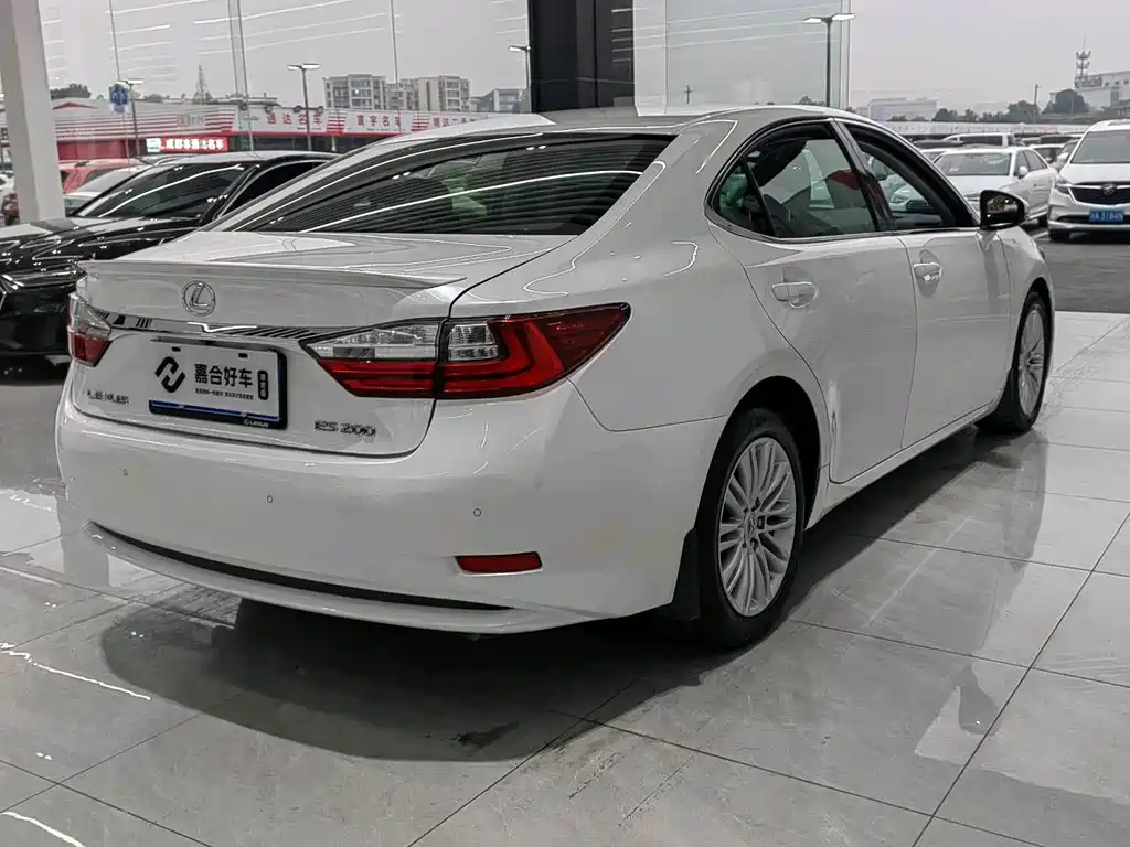 Lexus Lexus ES 2015 ES 200 Luxury 2016 - thumbnail 17