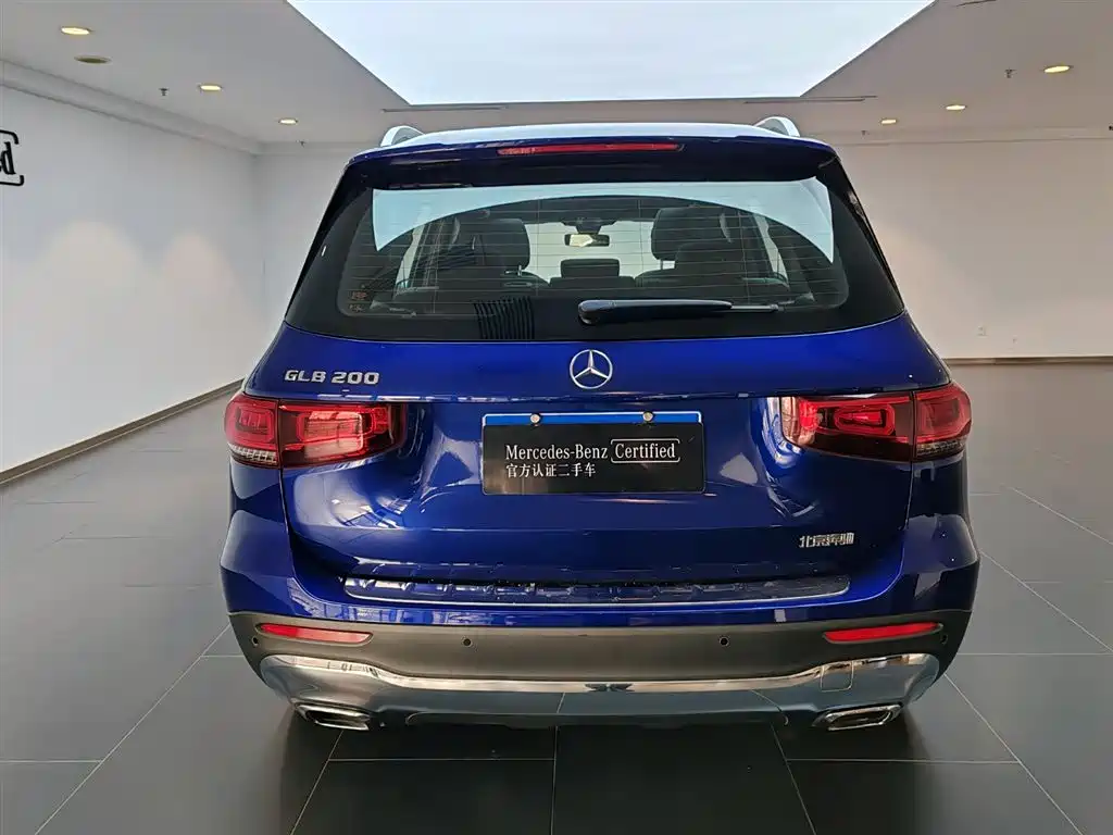 Mercedes-Benz 2021 Mercedes-Benz GLB 200 2021 - thumbnail 4