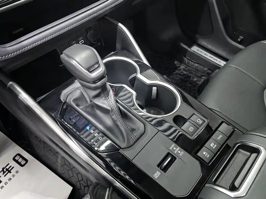 Toyota 2023 Toyota Highlander 2.5L Hybrid AWD Luxury 7-Seater 2023 - thumbnail 19