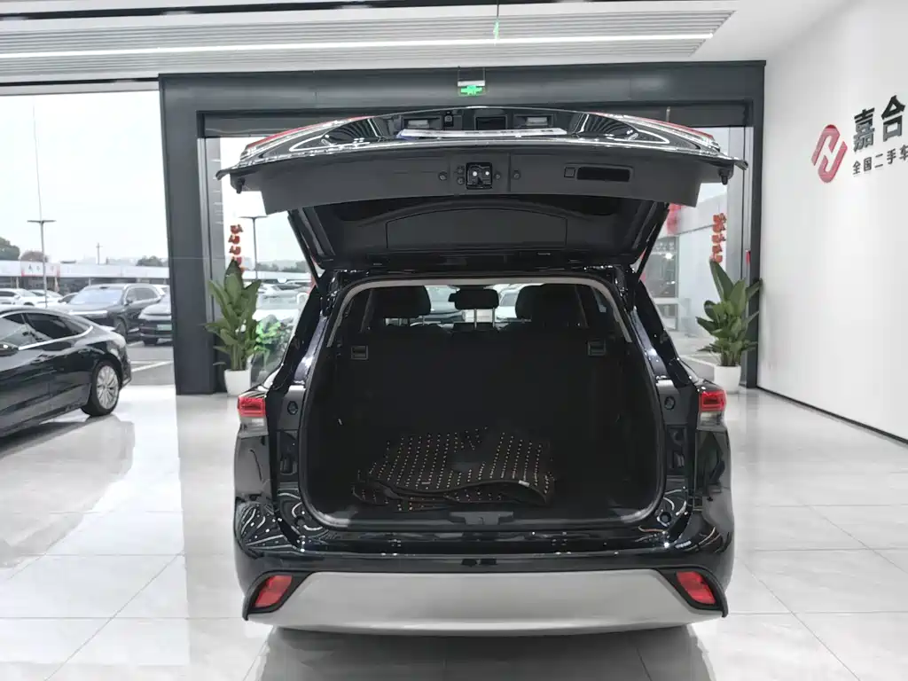 Toyota 2023 Toyota Highlander 2.5L Hybrid AWD Luxury 7-Seater 2023 - thumbnail 29
