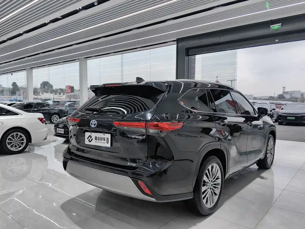Toyota 2023 Toyota Highlander 2.5L Hybrid AWD Luxury 7-Seater 2023 - thumbnail 30