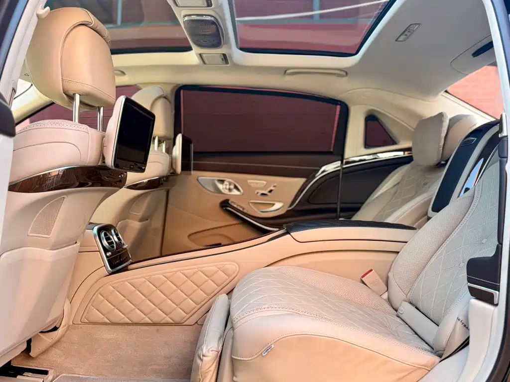 Mercedes-Benz 2015 Mercedes-Maybach S 600 2016 - thumbnail 15