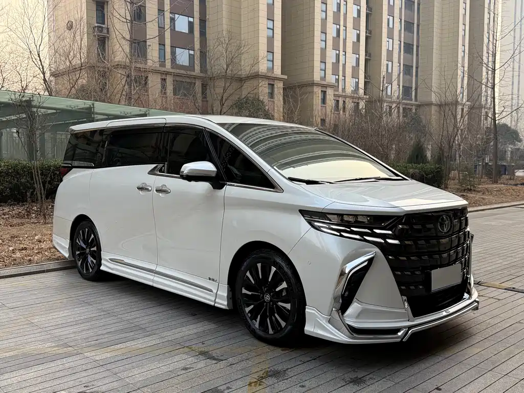 Toyota 2024 Toyota Alphard 2.5L Hybrid Premium Edition 2024 - thumbnail 4