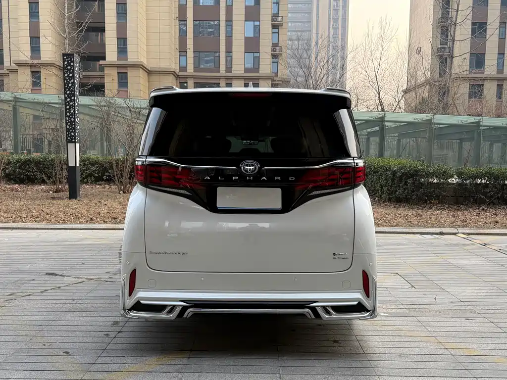 Toyota 2024 Toyota Alphard 2.5L Hybrid Premium Edition 2024 - thumbnail 6