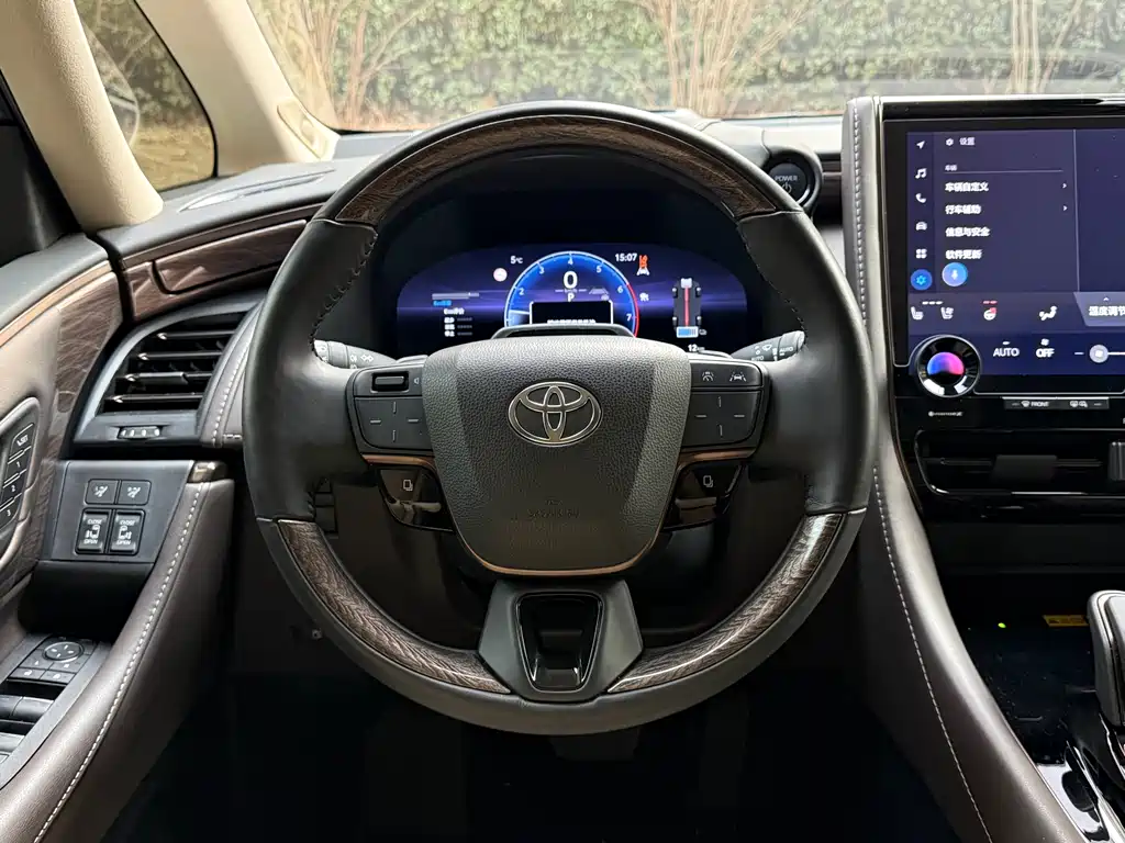 Toyota 2024 Toyota Alphard 2.5L Hybrid Premium Edition 2024 - thumbnail 11