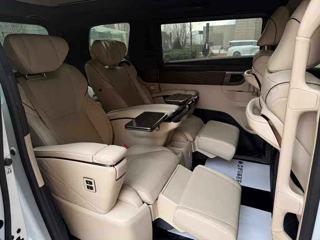 Toyota 2024 Toyota Alphard 2.5L Hybrid Premium Edition 2024 - thumbnail 14
