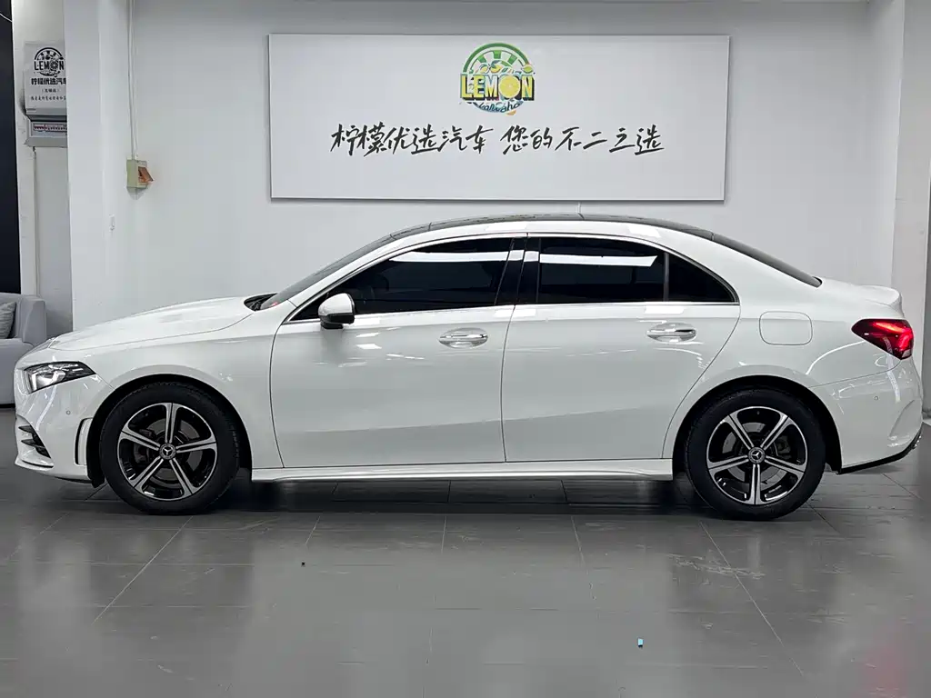 Mercedes-Benz 2022 Mercedes-Benz A-Class A 200 L Sport Sedan Style 2022 - thumbnail 4