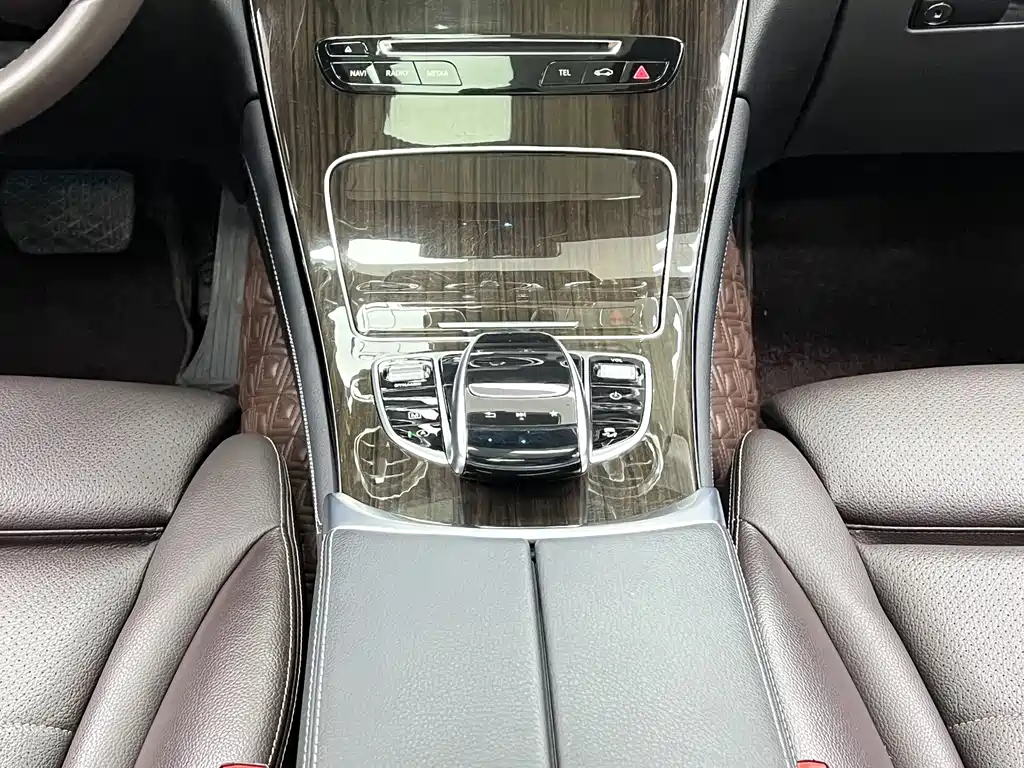 Mercedes-Benz 2018 Mercedes-Benz GLC 250 4MATIC Luxury 2018 - thumbnail 24