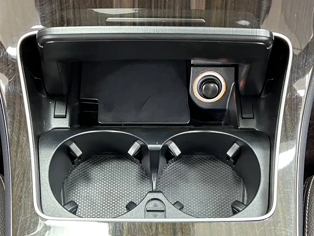 Mercedes-Benz 2018 Mercedes-Benz GLC 250 4MATIC Luxury 2018 - thumbnail 28