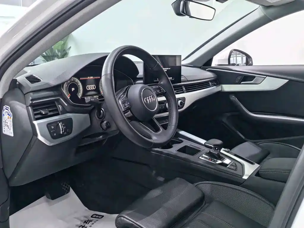 Audi Audi A4L 2022 40 TFSI Luxury Elegant Model 2022 - thumbnail 7