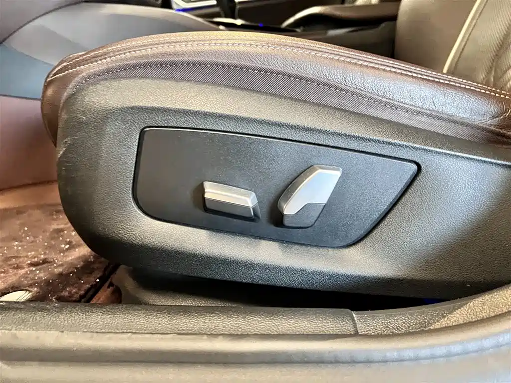 BMW BMW 5 Series 2021 530Li Leading Model M Sport Package 2021 - thumbnail 22