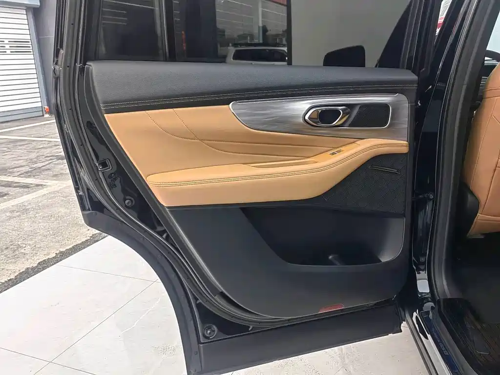GAC Trumpchi GAC Trumpchi GS8 2024 Edition Navigator Series 2.0TGDI FWD Luxury Intelligent Connectivity Version 7-seater 2024 - thumbnail 10