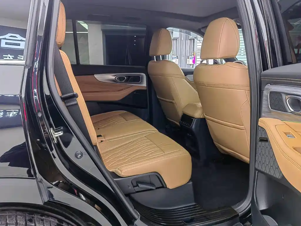 GAC Trumpchi GAC Trumpchi GS8 2024 Edition Navigator Series 2.0TGDI FWD Luxury Intelligent Connectivity Version 7-seater 2024 - thumbnail 17