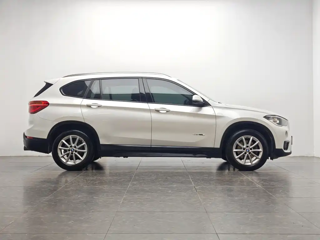 BMW BMW X1 2018 sDrive18Li Fashion Edition 2017 - thumbnail 11