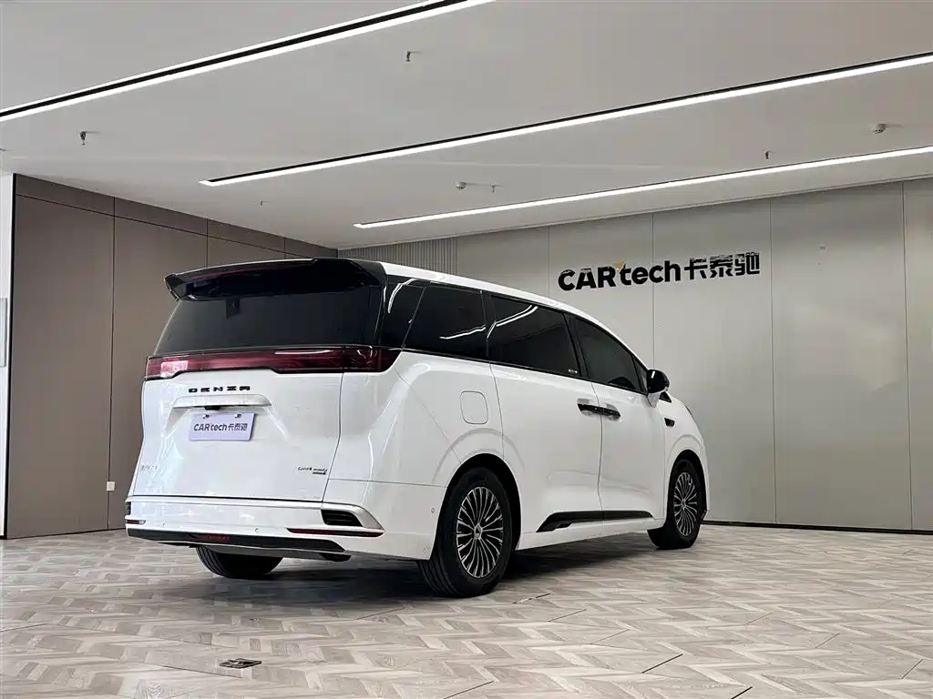 Denza DENZA D9 2025 DM-i Intelligent Driving Edition 1020 AWD Premium Model 2025 - thumbnail 5