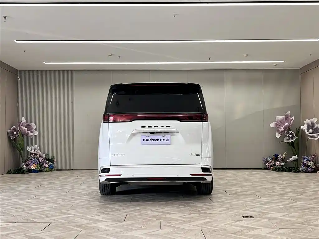 Denza DENZA D9 2025 DM-i Intelligent Driving Edition 1020 AWD Premium Model 2025 - thumbnail 6